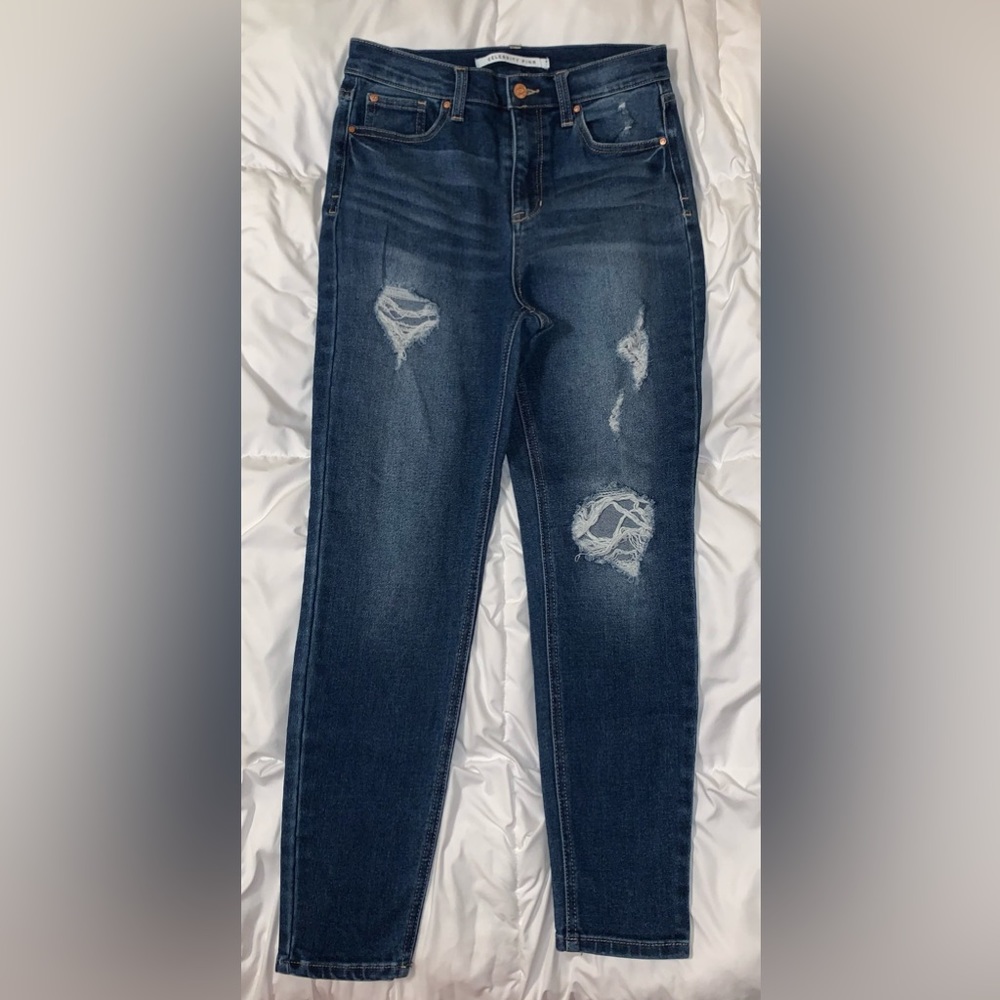 🌻 High Rise Ankle Skinny. Size 7🌻